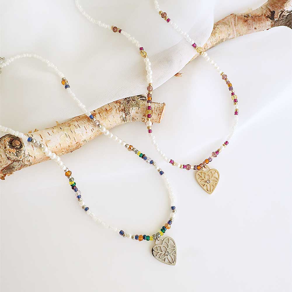 (N-111) ETHNIC MIX BEADS NECKLACE / WITH HEART CHARM