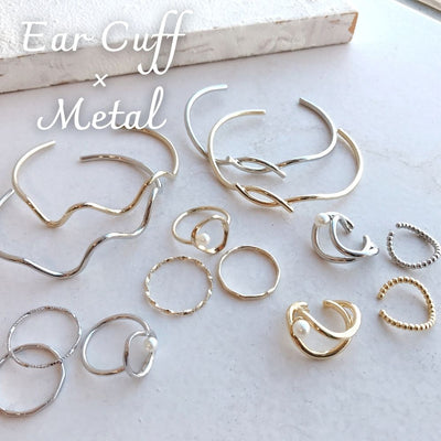 Ear cuffs and metal accessories to coordinate your outfit 